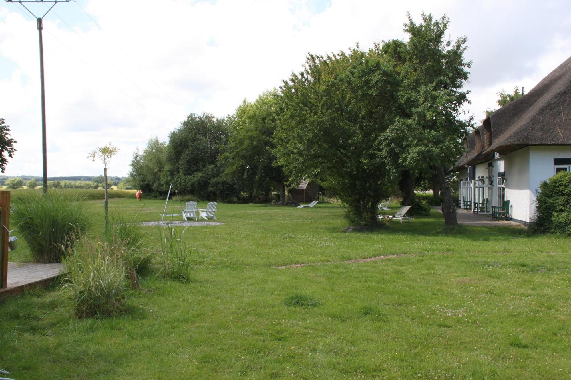 Schlaffaesser Teichwiesenhof Oldenburg in Holstein Buitenkant foto